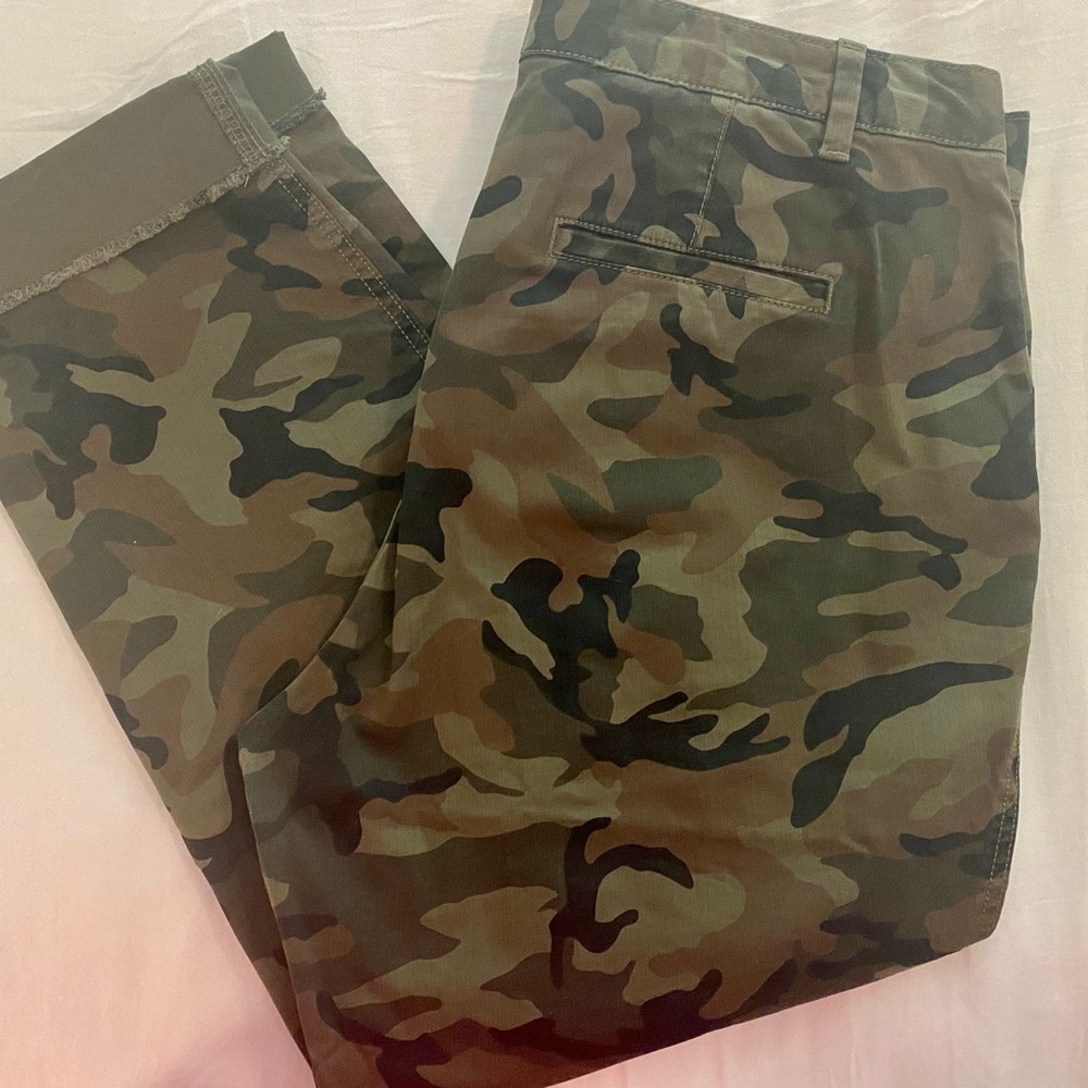 GAP Girlfriend Chino - Camo - Size 12